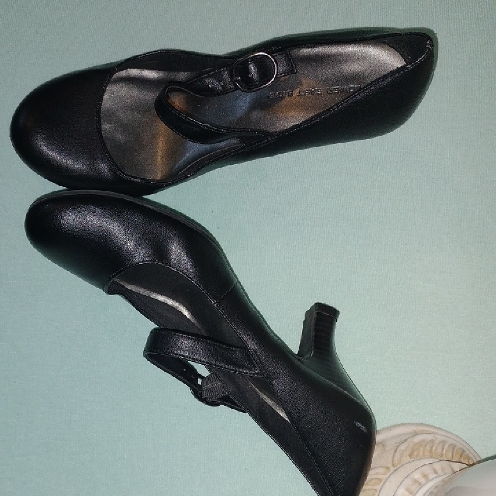 Cute buckle heels
